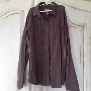 REI Co-op Sahara Button Down Women’s Medium